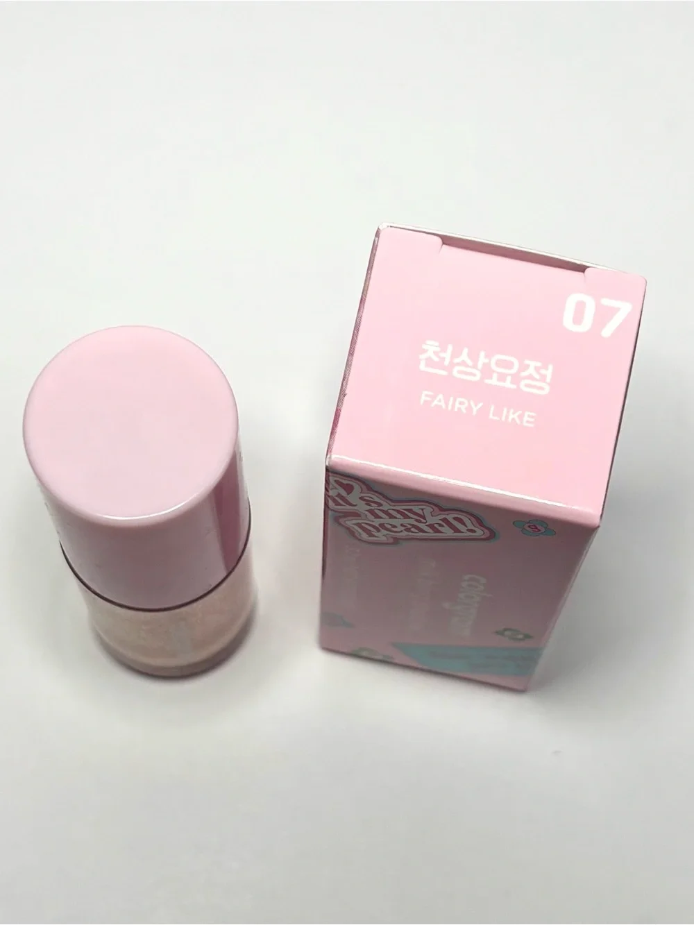 5/$22 COLORGRAM Milk Bling Shadow in Shade 07 - Fairy Like